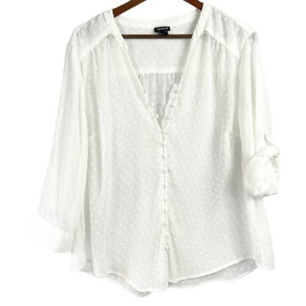 Torrid White Swiss Dot Top Size 2X 18 / 20 Roll Tab Sleeves Button Semi-Sheer‎